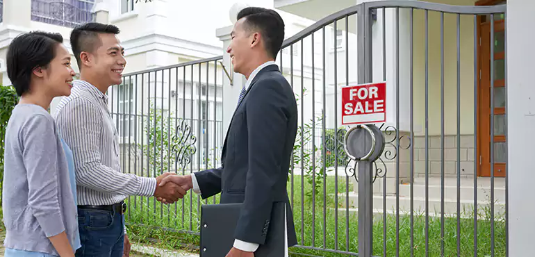 Why Choose Us to Sell Your House in Kansas, KS?